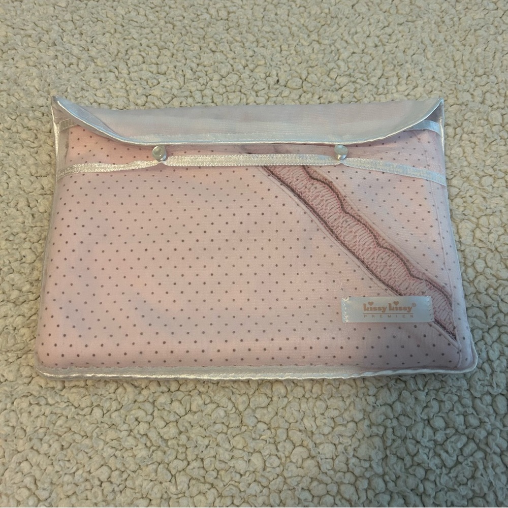 Kissy Kissy Blanket